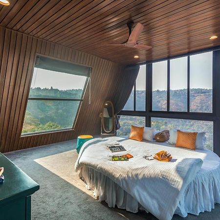 Saffronstays A Vantage, Panchgani - A Pyramid Shaped Unique Luxury Villa With Infinity Valley Views Exteriér fotografie