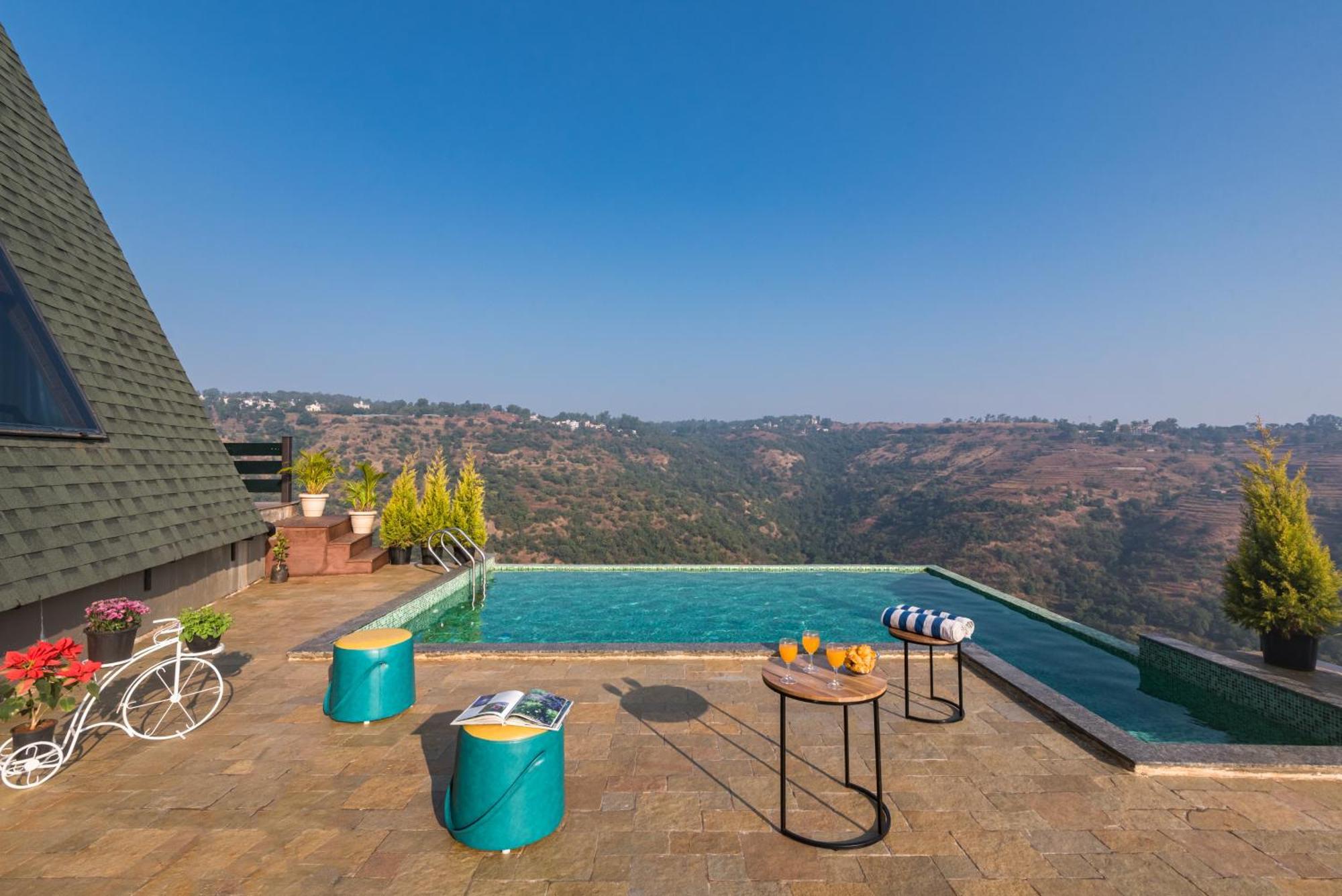 Saffronstays A Vantage, Panchgani - A Pyramid Shaped Unique Luxury Villa With Infinity Valley Views Exteriér fotografie